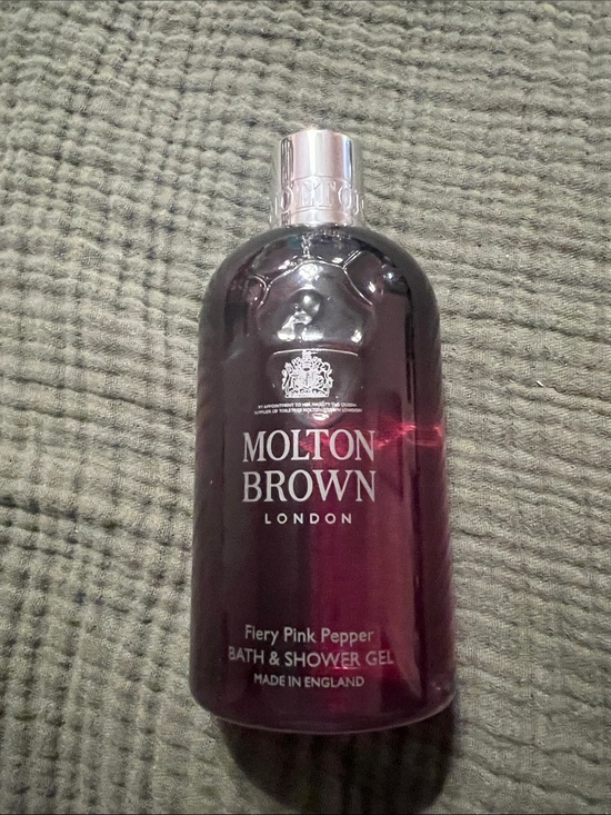 Molton Brown Other - Molton Brown Fiery Pink Pepper Bath Shower Gel 300ml 10 OZ
